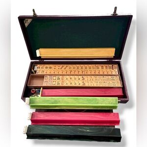 ES LOWE MahJong Set Bakelite Tiles With Carrying Case VINTAGE